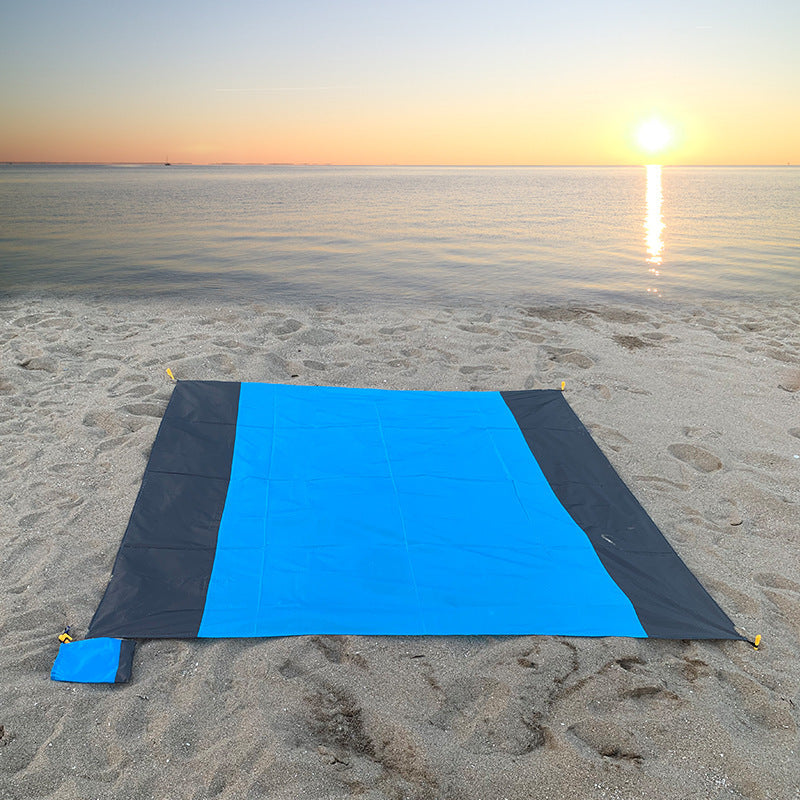 Wasserdichte und praktische faltbare zweifarbige Picknickmatte für Outdoor-Camping