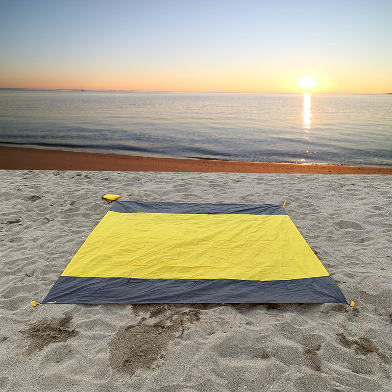 Wasserdichte und praktische faltbare zweifarbige Picknickmatte für Outdoor-Camping