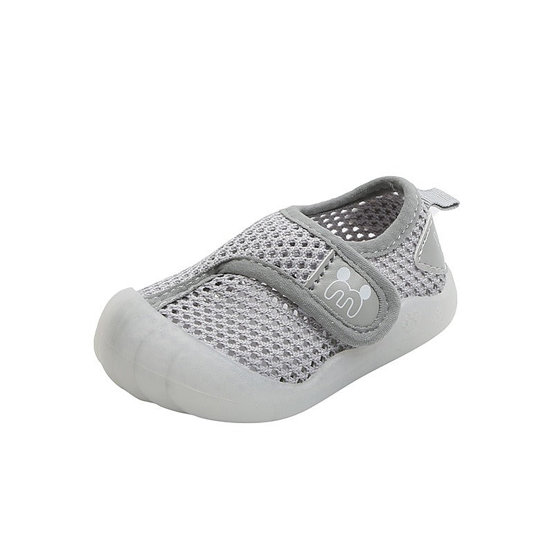 Male and female children's tennis shoes, baby soft soled walking shoes, breathable middle and young children's sports shoes