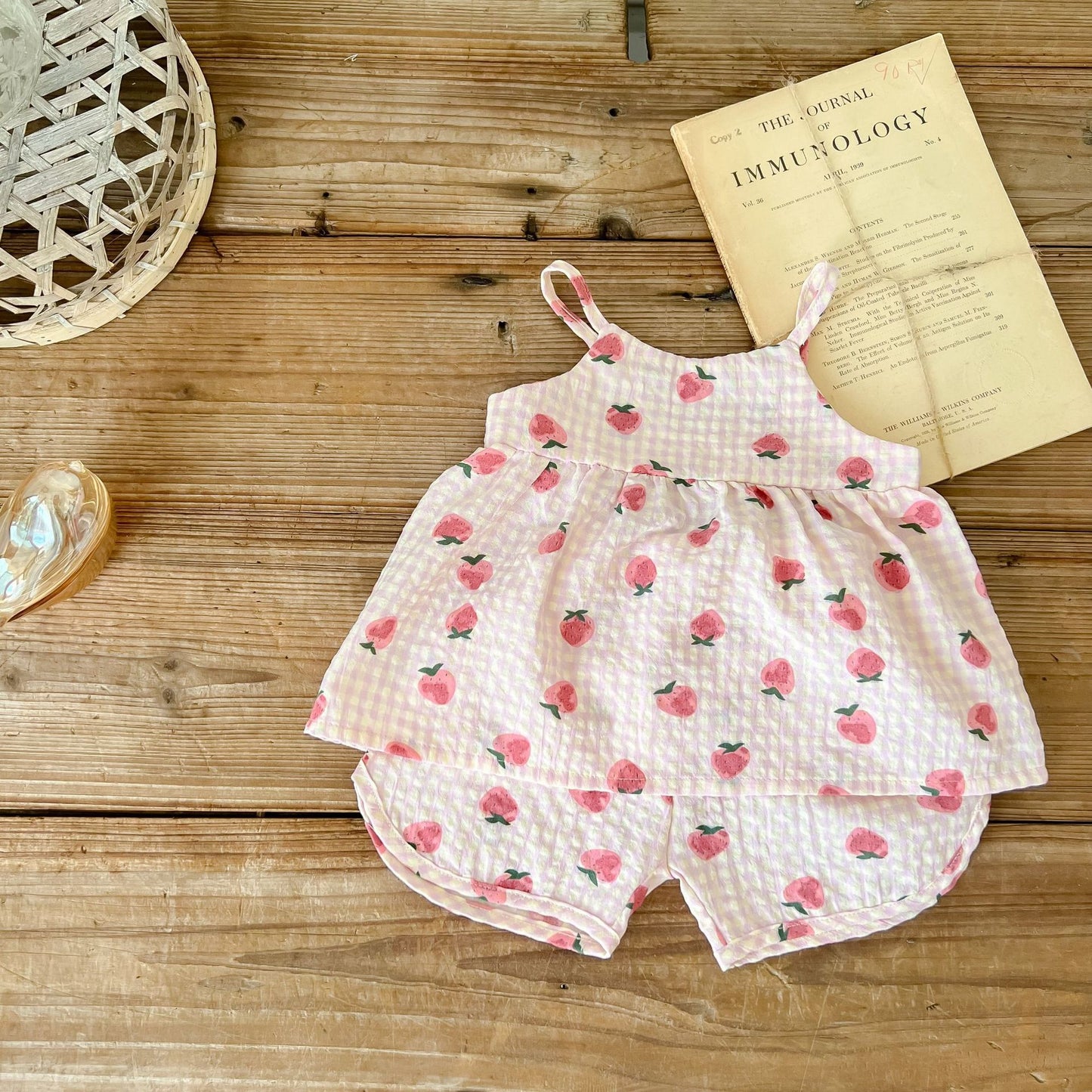 Baby Summer Full Print Bear Strawberry Sleeveless Suspender Top Shorts Two-Piece Cute Baby Summer Suit