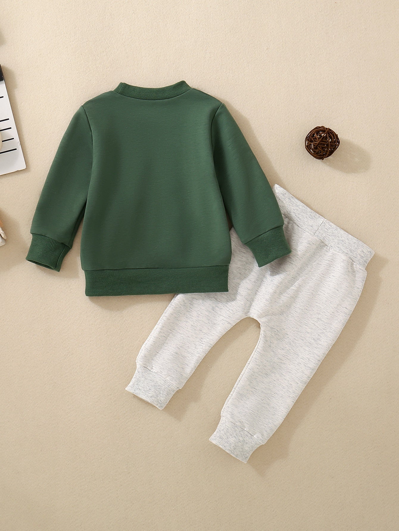 Boys And Girls Letter Sweater Suit